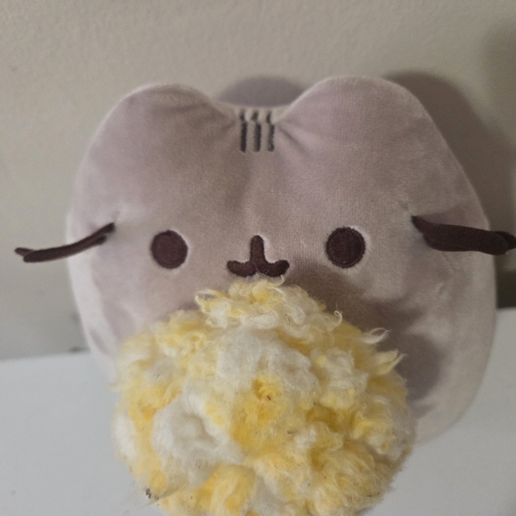 Pusheen Snackables Popcorn plush toy - Picture 2 of 9